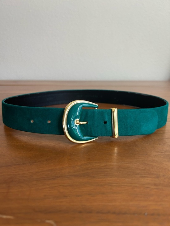 St. John Accessories - VTG St. John Teal Suede Belt with Gold Accents & Enamel Buckle | size 6